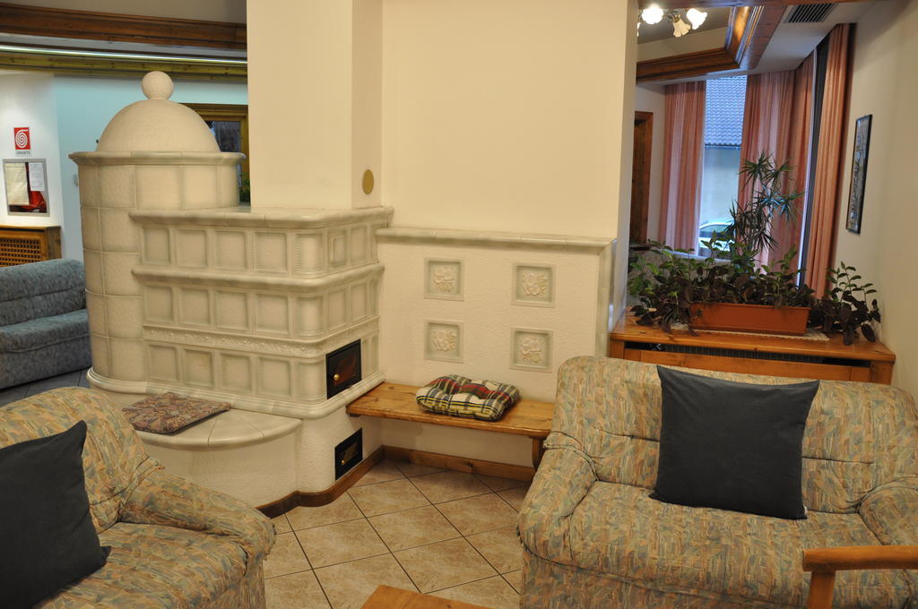 Albergo Dolomiti Capriana Екстериор снимка