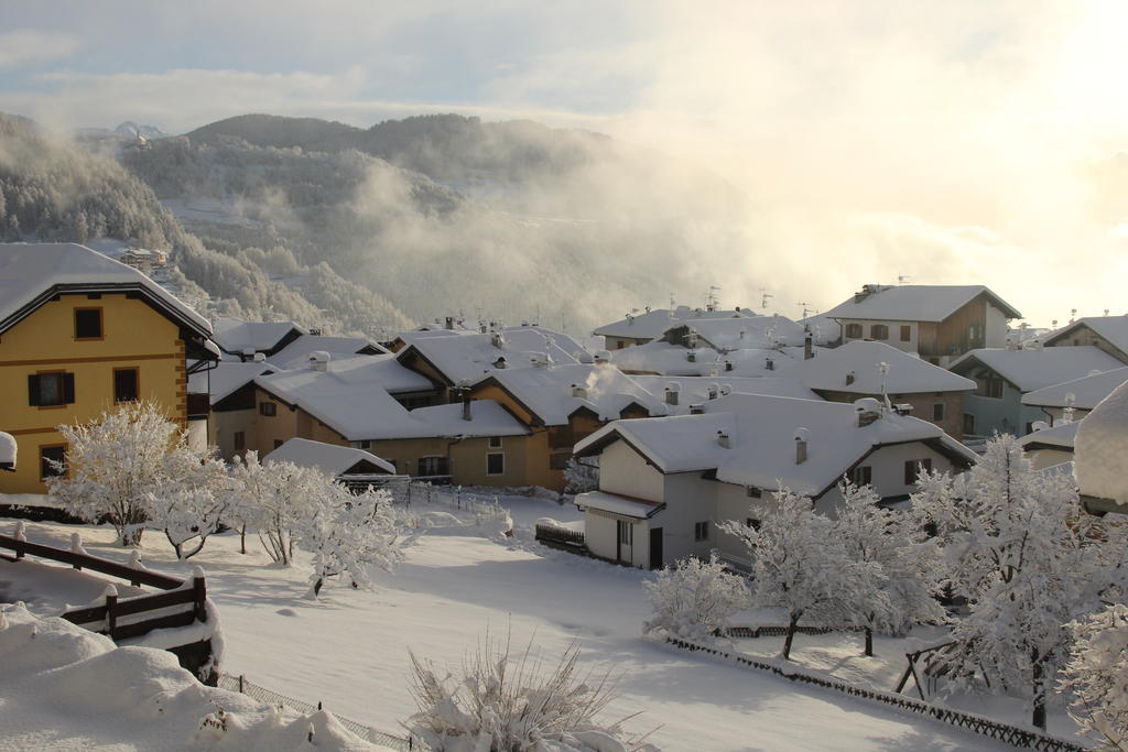 Albergo Dolomiti Capriana Екстериор снимка