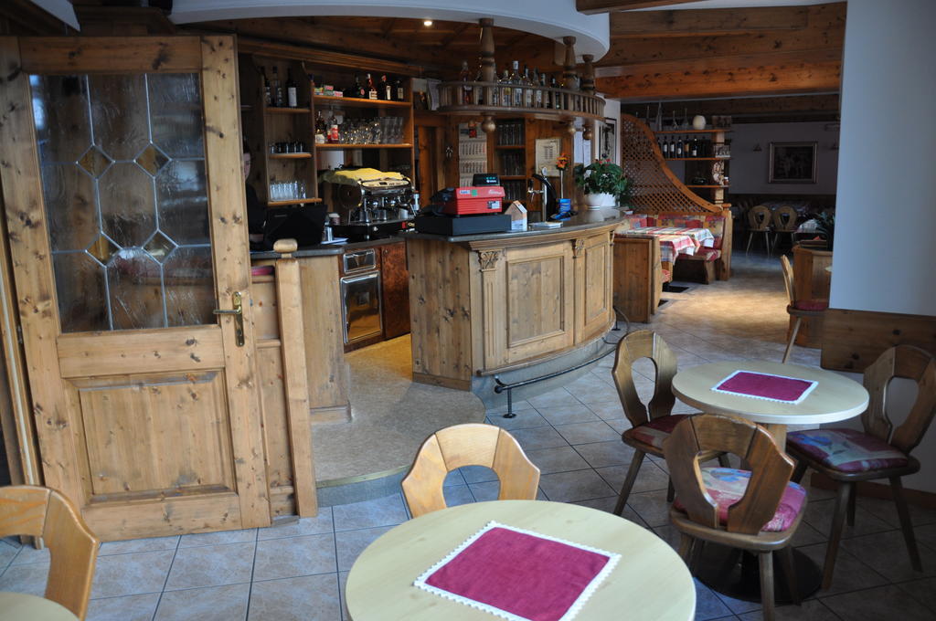 Albergo Dolomiti Capriana Екстериор снимка